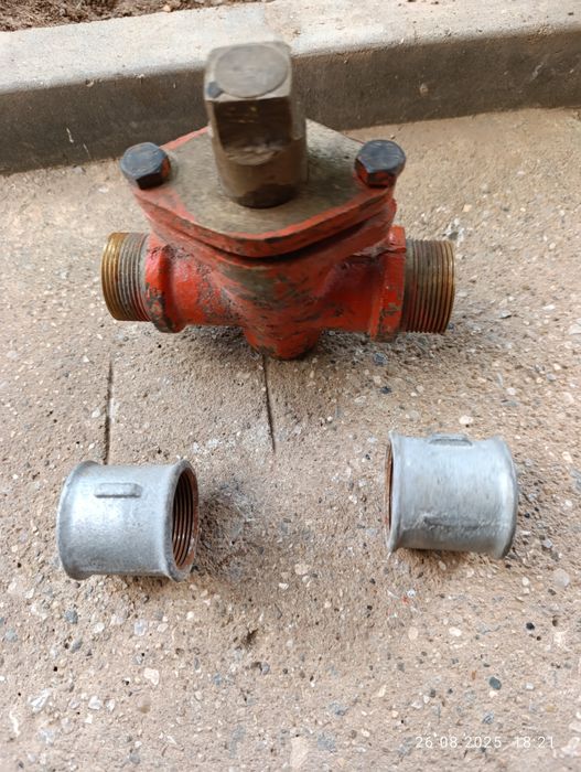 Кран 1,5 цола месингов!