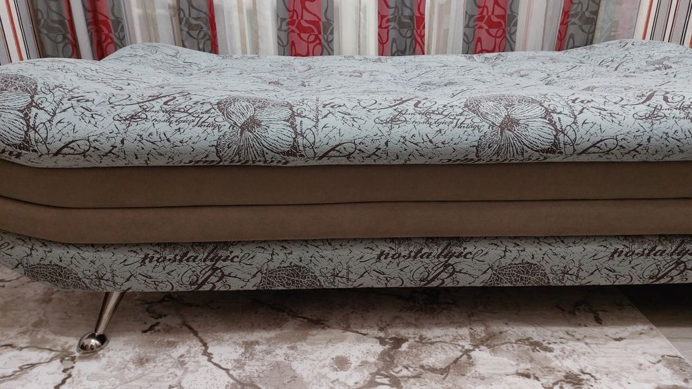 Продам диван  в отличном состоянии