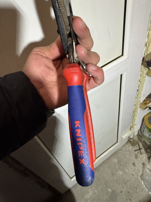 Taietor cablu mare Knipex