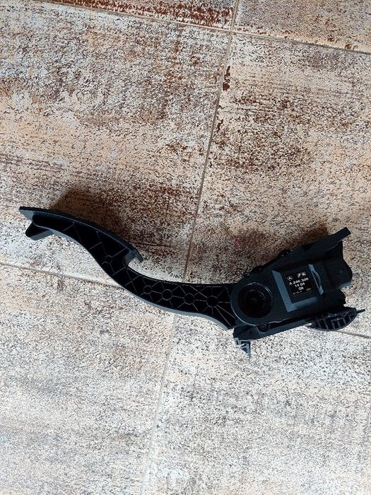 Pedala acceleratie mercedes OM