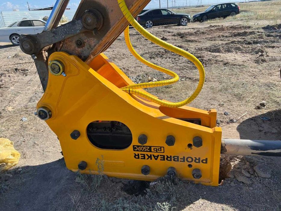 Гидромолот для Komatsu PC200 PC220 PC240 Алматы в наличии Южная Корея
