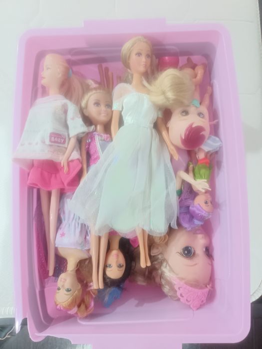 Papusi Barbi 12 buc