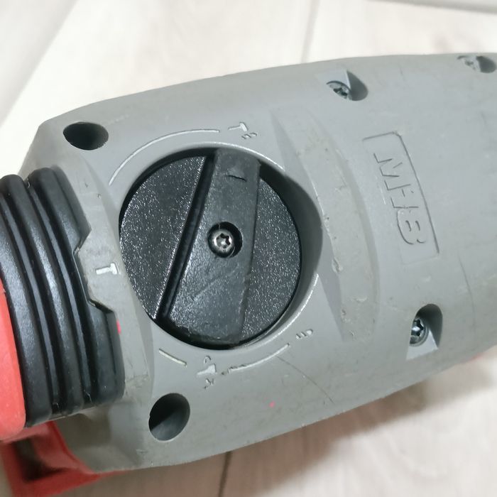 Rotopercutor SDS Plus puternic Milwaukee M18 CHPX cu aspirator de praf