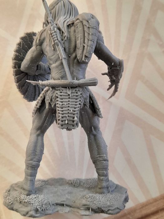 Фигурка-Feral Predator