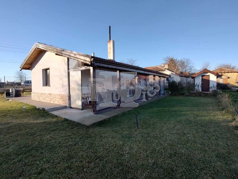 Продава се Къща в с. Кочмар, Област Добрич - 93 кв.м за 742 €/кв.м - Снимка #8