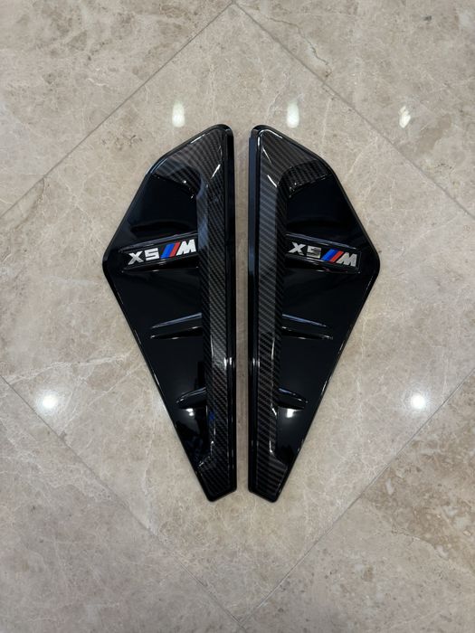 Ornament aripa grila emblema X5M Carbon M Bmw X5 G05 F95 deflector aer
