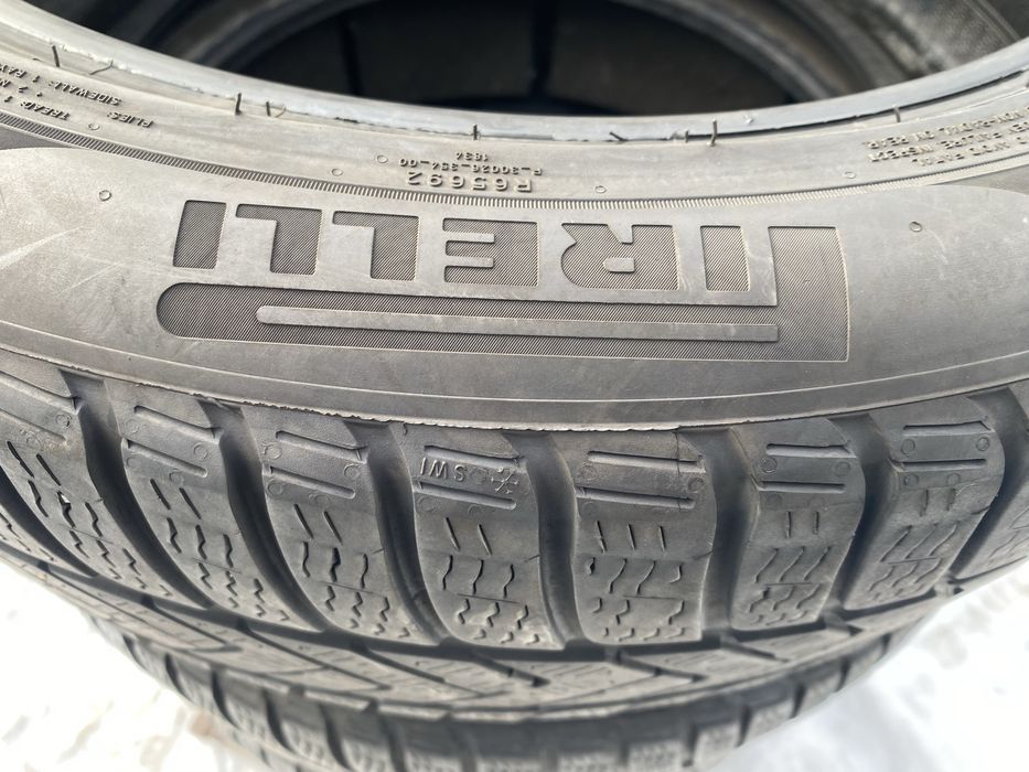 Шины 255/45/19 комплект бу пирелли