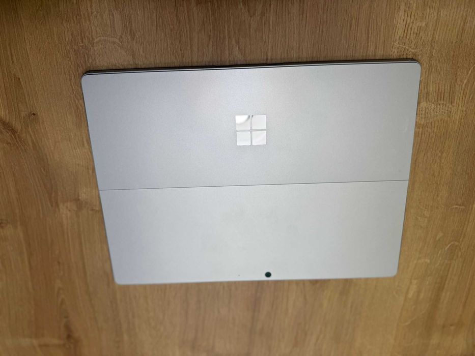 Microsoft Surface Pro 9 with 5G