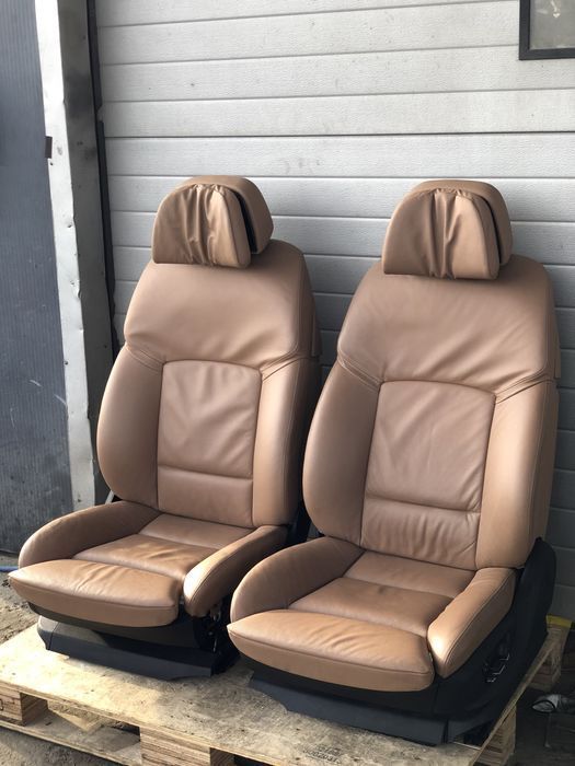 Vand scaune confort comfort recaro sport seria 7 si 5 bmw f10 F11 F01 tapițerie piele naturala F07 compatibil și cu GT