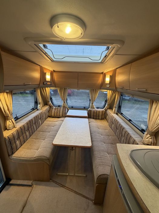 Каравана Swift Charisma-Френска спалня/Форселт/Солар/Платено мито