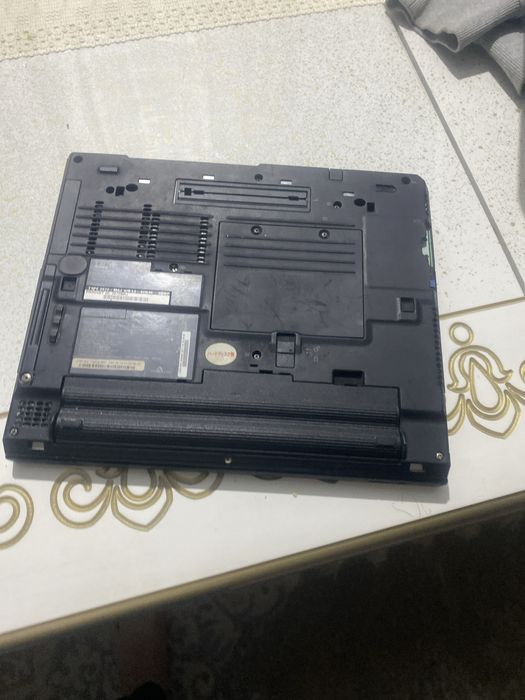 Нотбук заряткасы жоқ