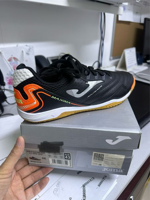 Футбольные бутсы JOMA