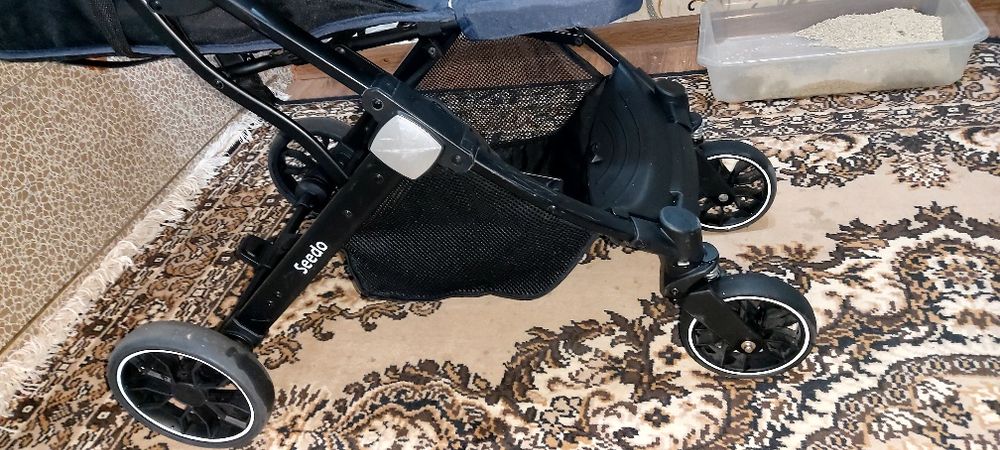 Продаётся коляска- чемодан фирмы Seedo.