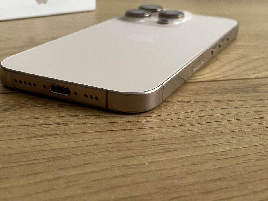 Бартер iPhone 16 pro 128gb гаранция Зора 93% дезърт