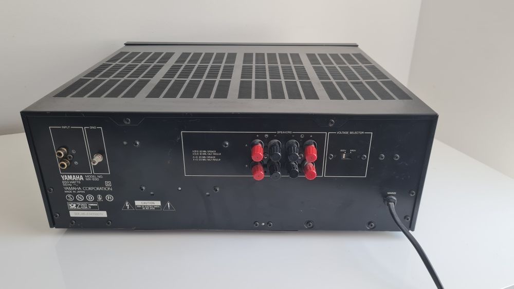 Vând amplificator Yamaha MX-630
