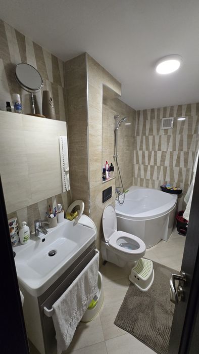 Inchiriez apartament Focsani, zona centrala