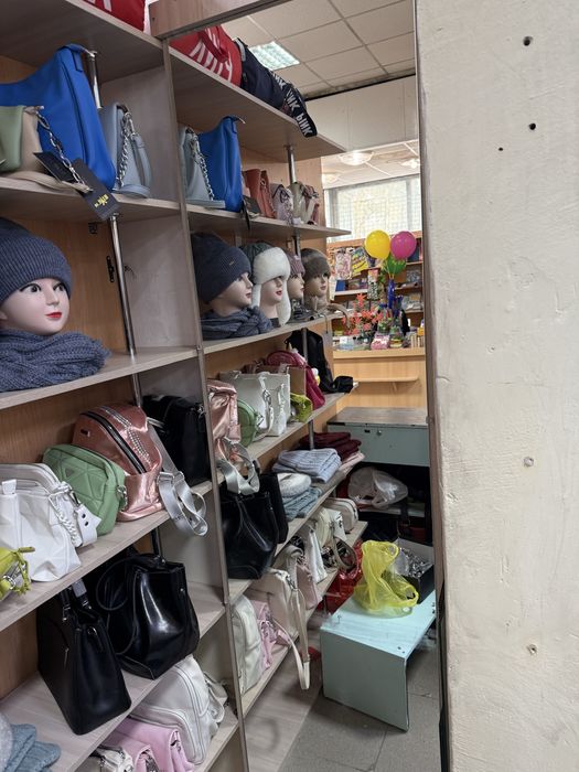 Продам стелажи + зеркало