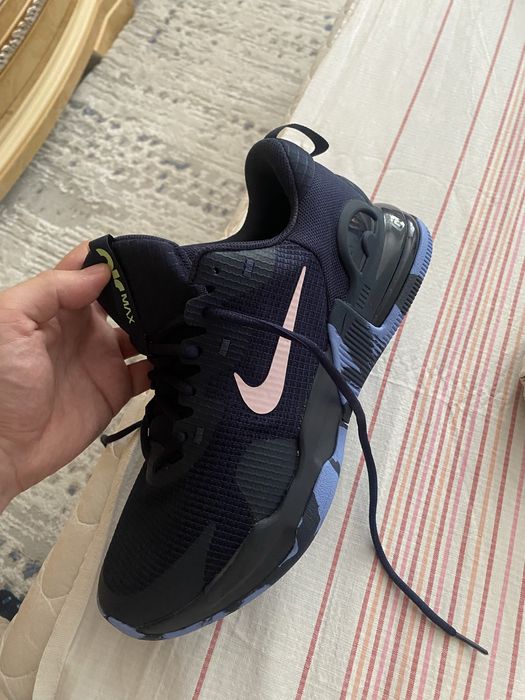 Кросовки найк новые 41-41,5
