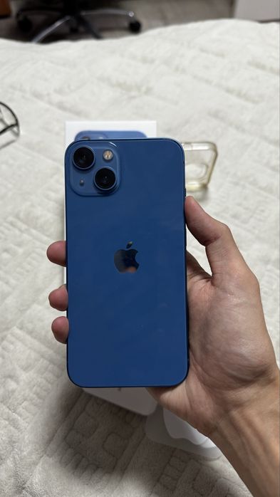 Продам Iphone 13 128 gb Blue
