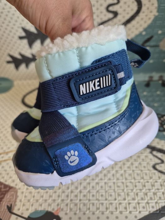 Чисто нови апрески Nike
Чисто нови апрески Nike и пантофки  lc