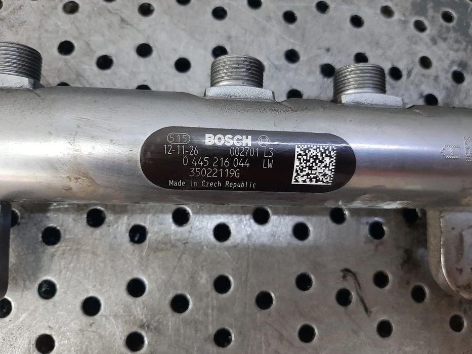 rampa injectoare stanga 3.0 crd vm44d jeep grand cherokee 4 wk wk2 2012  0445216044 35022119g