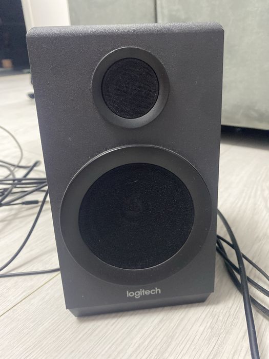 Boxe Logitech Z333 2.1 - subwoofer + 2 sateliți