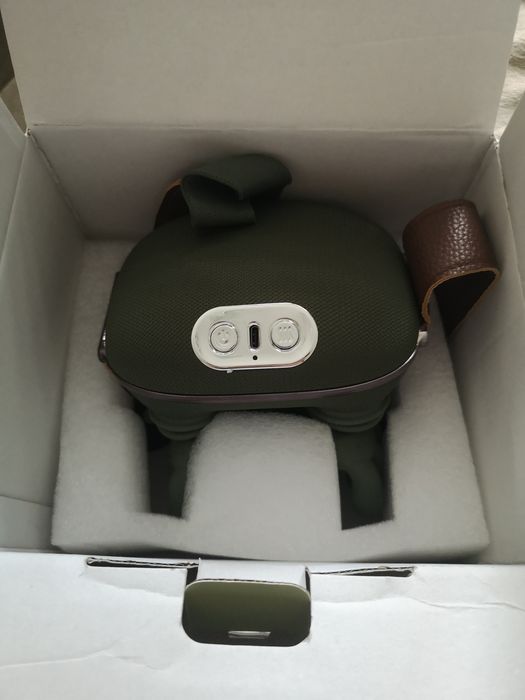Масажор за врат и рамене с топлина, USB зареждане - 4D масаж