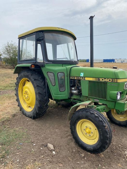 Vând tractor 10/40 John Deear