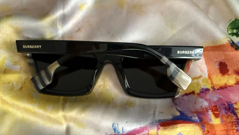 Ochelari de soare Burberry originali, model Briar