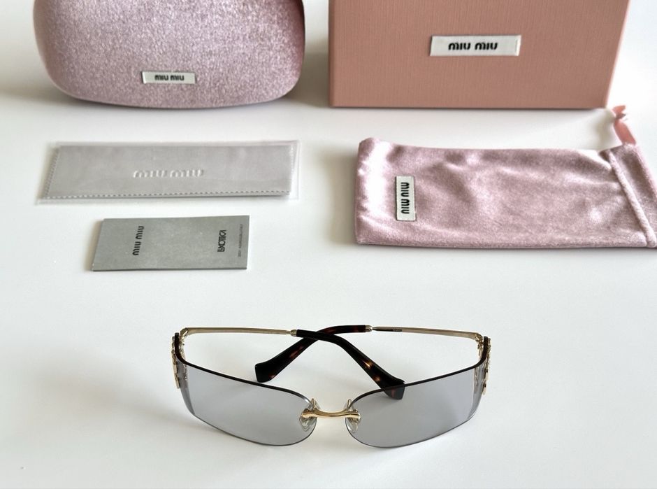 Слънчеви очила Miu Miu