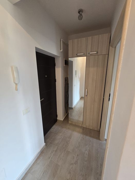 Proprietar garsoniera Militari Residence