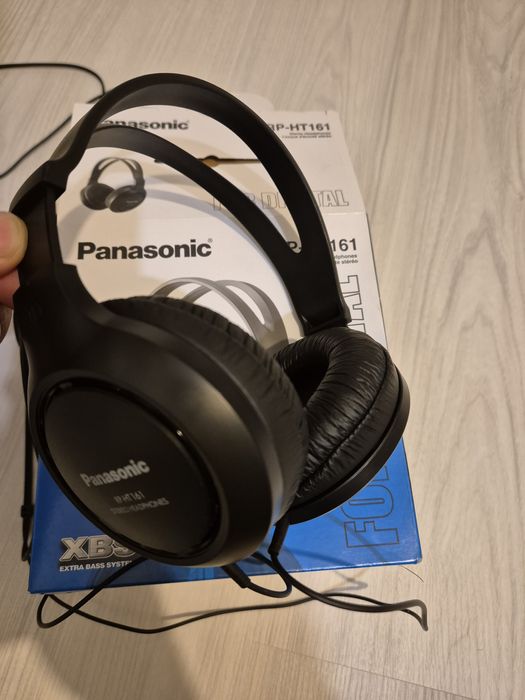 Casti cu fir Panasonic , produs nou