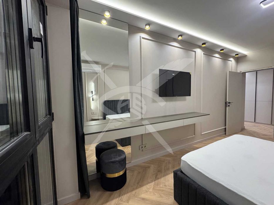 Дава се под наем Двустаен апартамент в София, Красно село - 78 кв.м за 897.6 € - Снимка #1