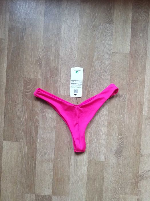 Долнище на бански