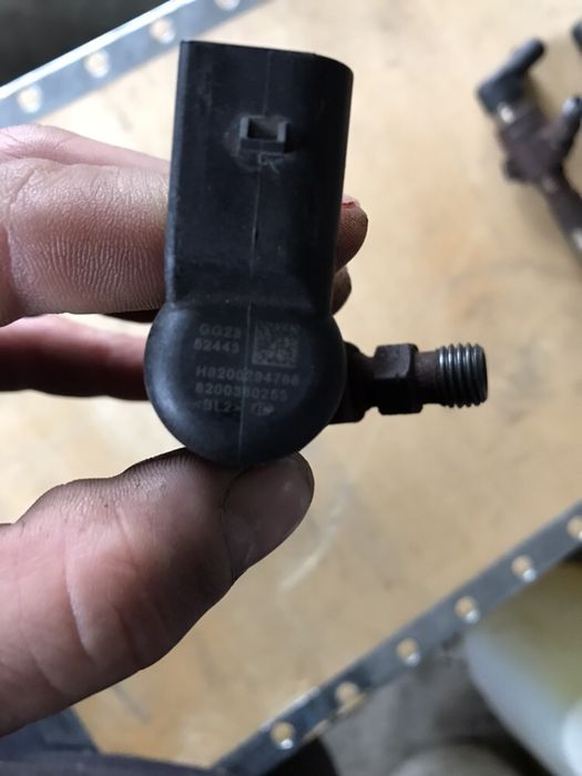 Injectoare Renault 1.5 cdti euro 4 Siemens H82200294788