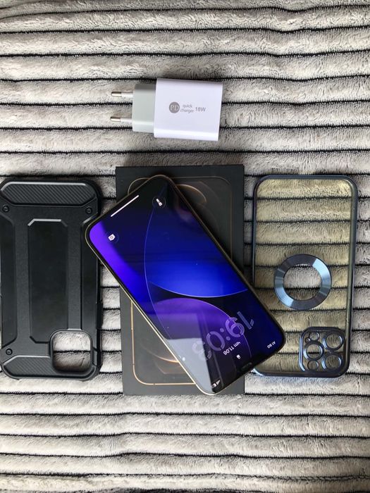 Възможен бартер/Iphone 12 pro max- Gold 128GB