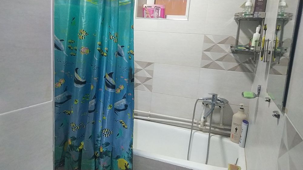 3xonali uy sotiladi. 2.8sotix Tosh viloyati Davron. Chinor ko'chasi