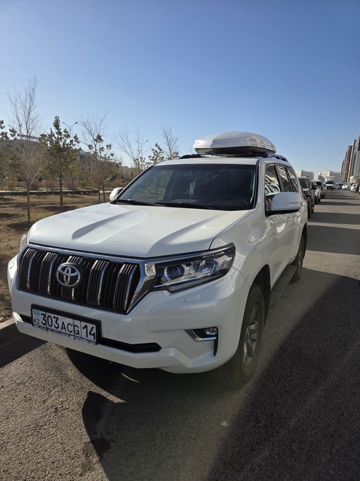 Toyota land cruiser Prado 150