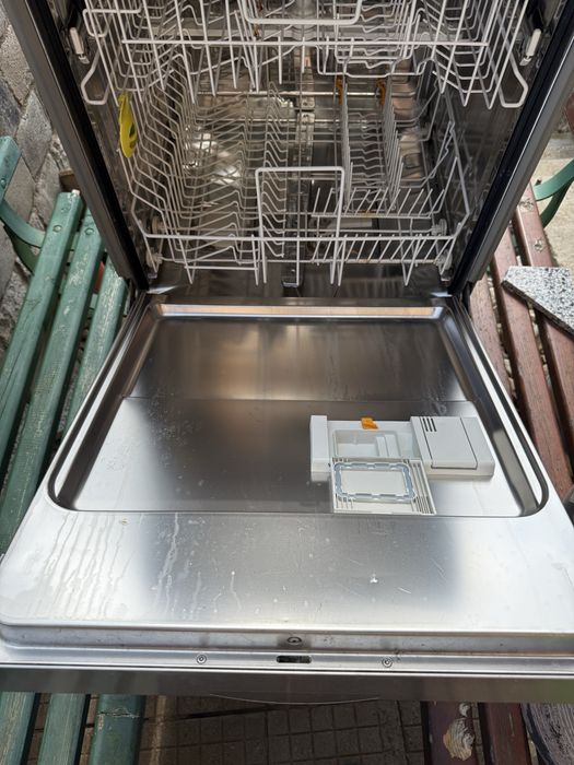 Съдомиялна Miele G 1143 SCU
