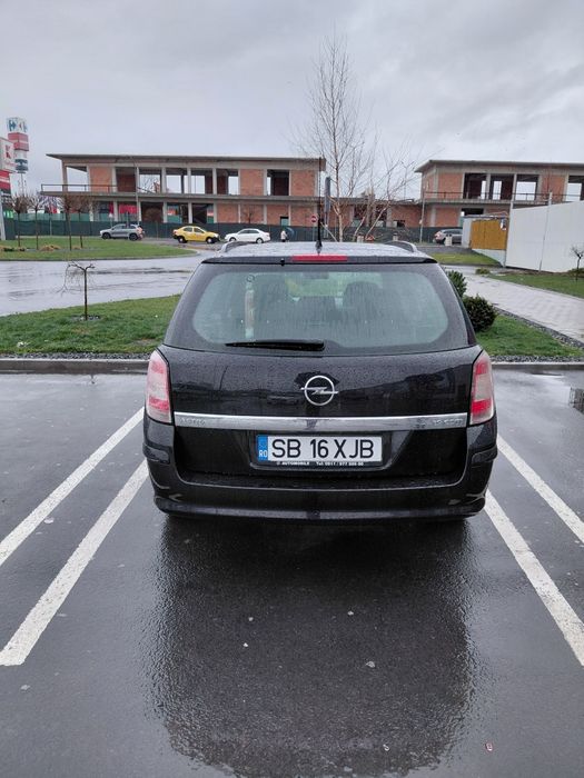 Opel Astra H 1.9 automata