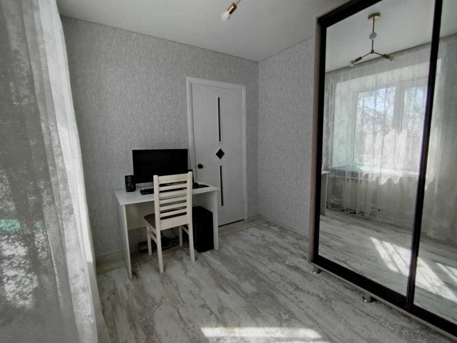 Продается 3х комн.кв на 6 микрорайоне