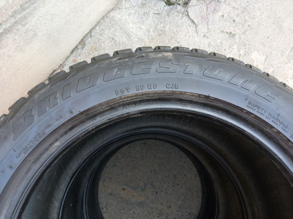 Шины  bridgestone r17 комплект