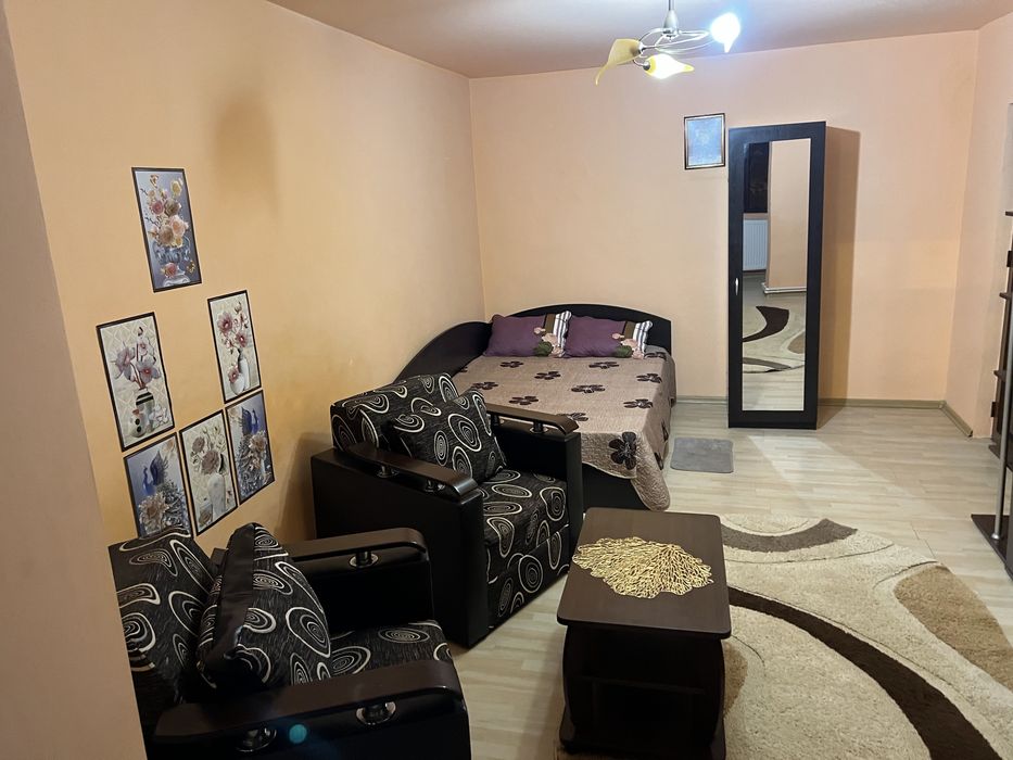Garsonieră de închiriat