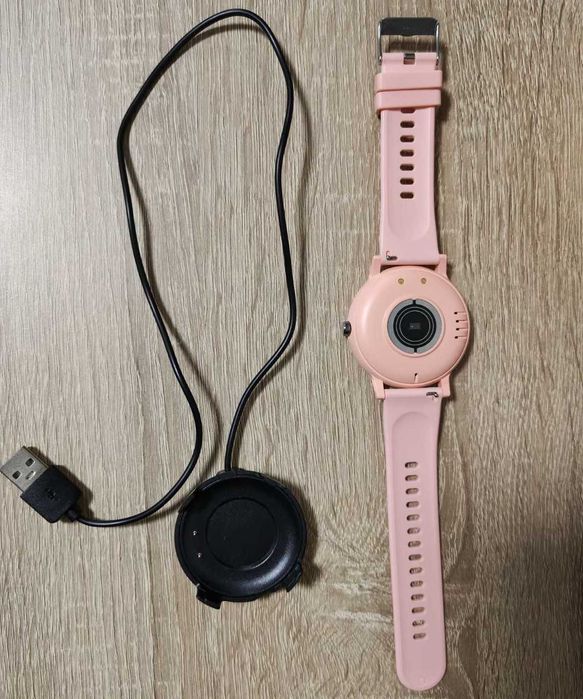 Смарт часовник LJ639(G) - подходящ за момиче