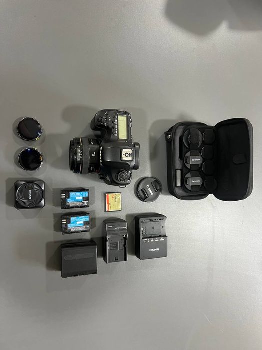 Mark 3, 2 ta batareyka, zaradchik, 64gb fleshka, saramonik mikrafon. H