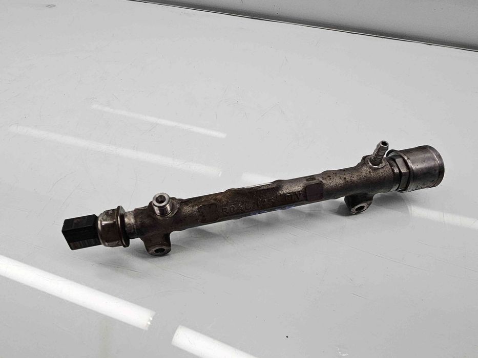 Rampa injectoare  Volkswagen Golf 7 (5G) [Fabr 2014-prezent] 04L089G 2
