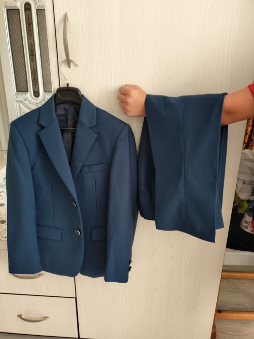 Продам школьный форму