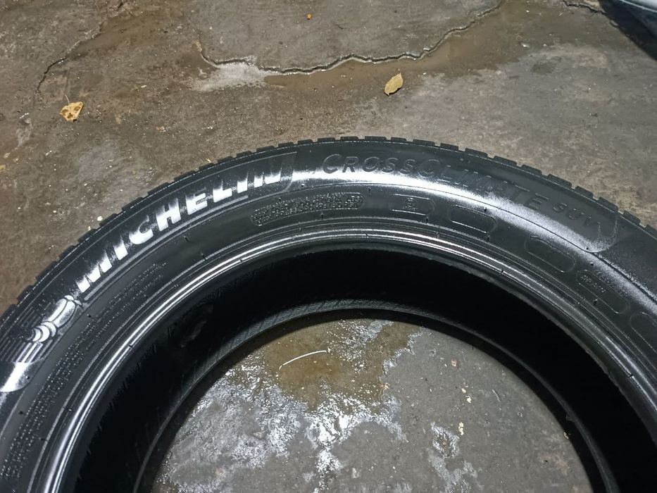 225 60 R18 Michelin Balon 2 Dona Sotiladi Holati yaxshi Ayibi yoq