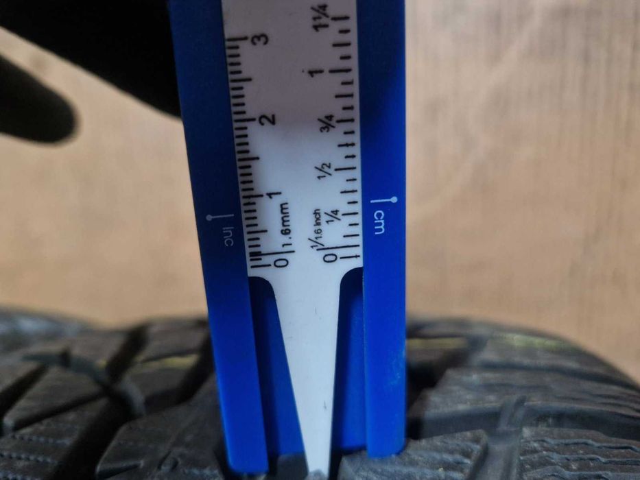 2 Nokian R18 225/50
зимни гуми
DOT4517