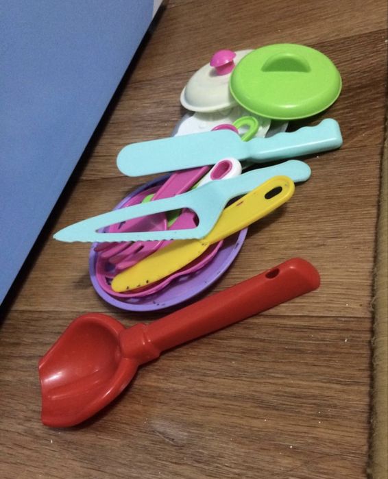 Детские игрушки по 500 тг